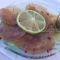Carpaccio di filetto di tonno marinato al limone interdonato di Sicilia