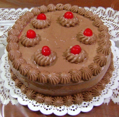 torta-farcita-alla-crema-di-torrone-croccante-e-cioccolato