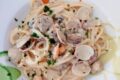 Spaghetti quadrati  cozze vongole  cacio e pepe