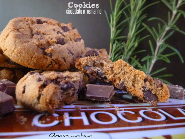 cookies al cioccolato e rosmarino