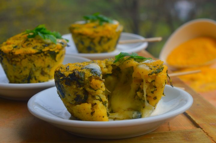 Sformatini di polenta di beura con spinaci e formaggio Ossolano