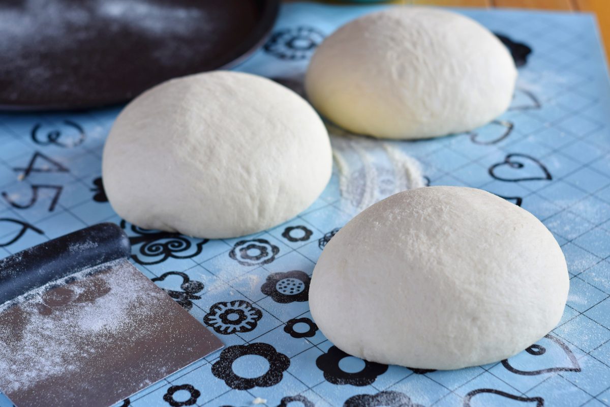 Impasto per pizza con semola di grano duro a lievitazione veloce ⋆