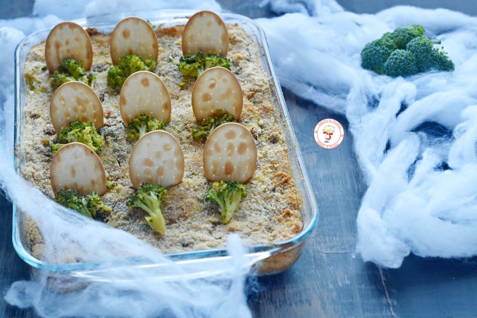gateau di patate con broccoli e salsiccia per Halloween