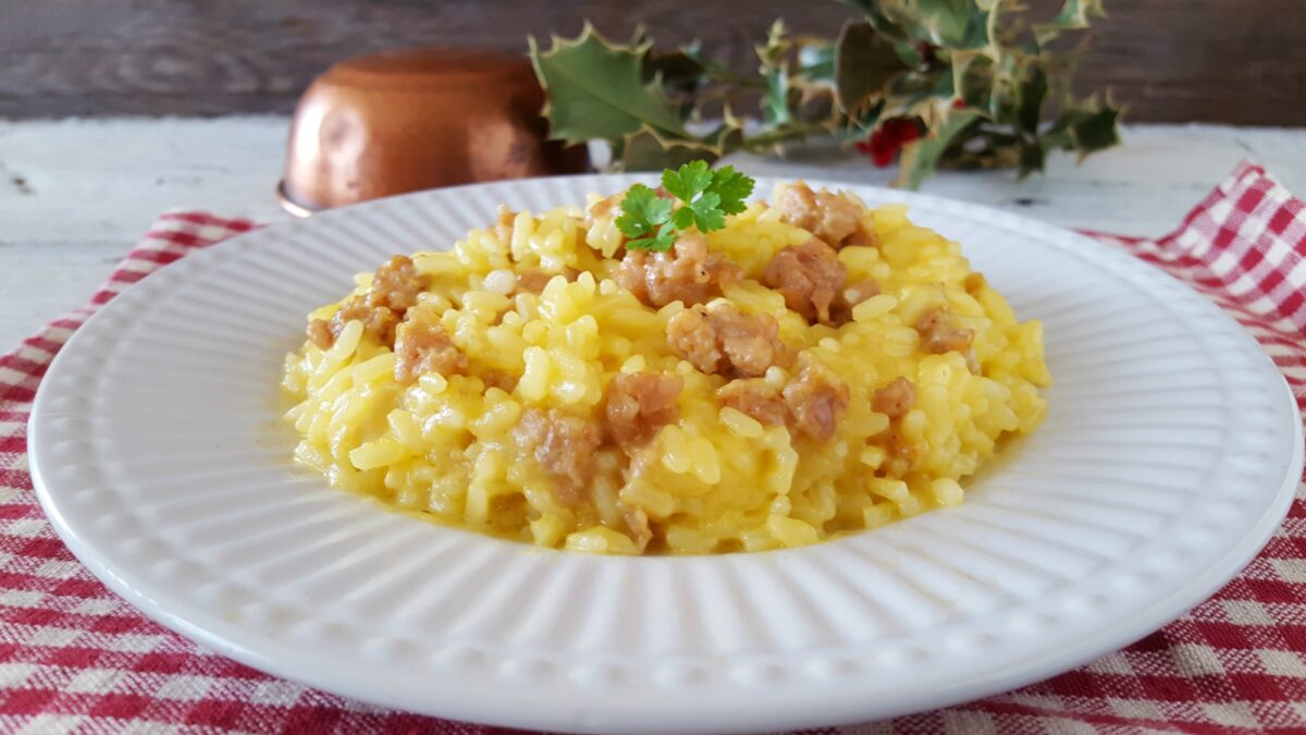 risotto provola e salsiccia allo zafferano