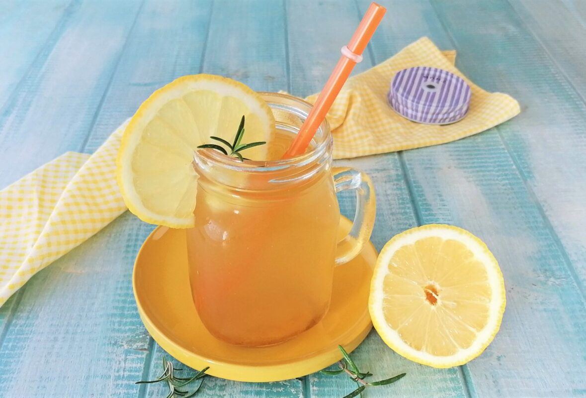 tè freddo al limone