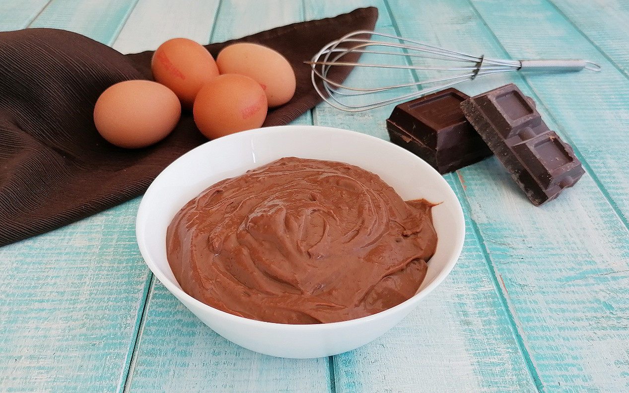crema pasticcera al cioccolato