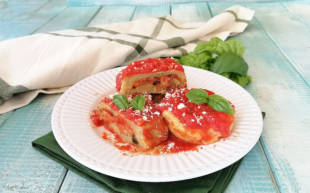 gnocchi ripieni di parmigiana di melanzane