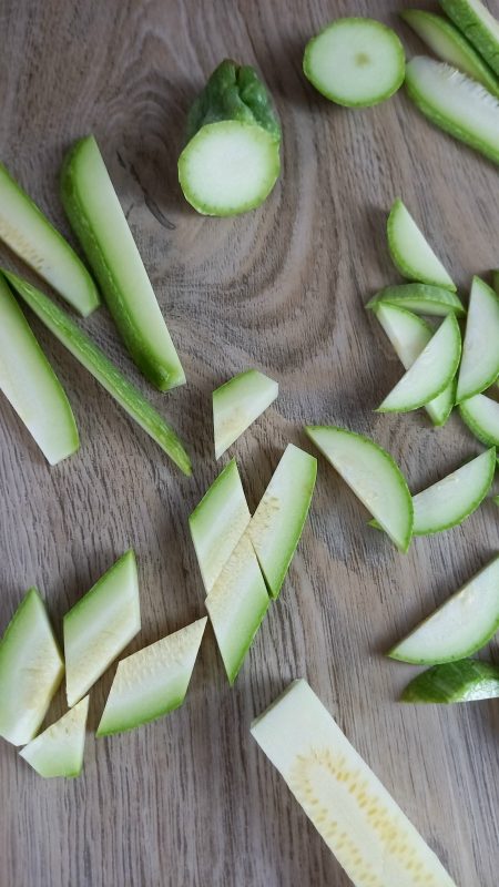 come tagliare la zucchina