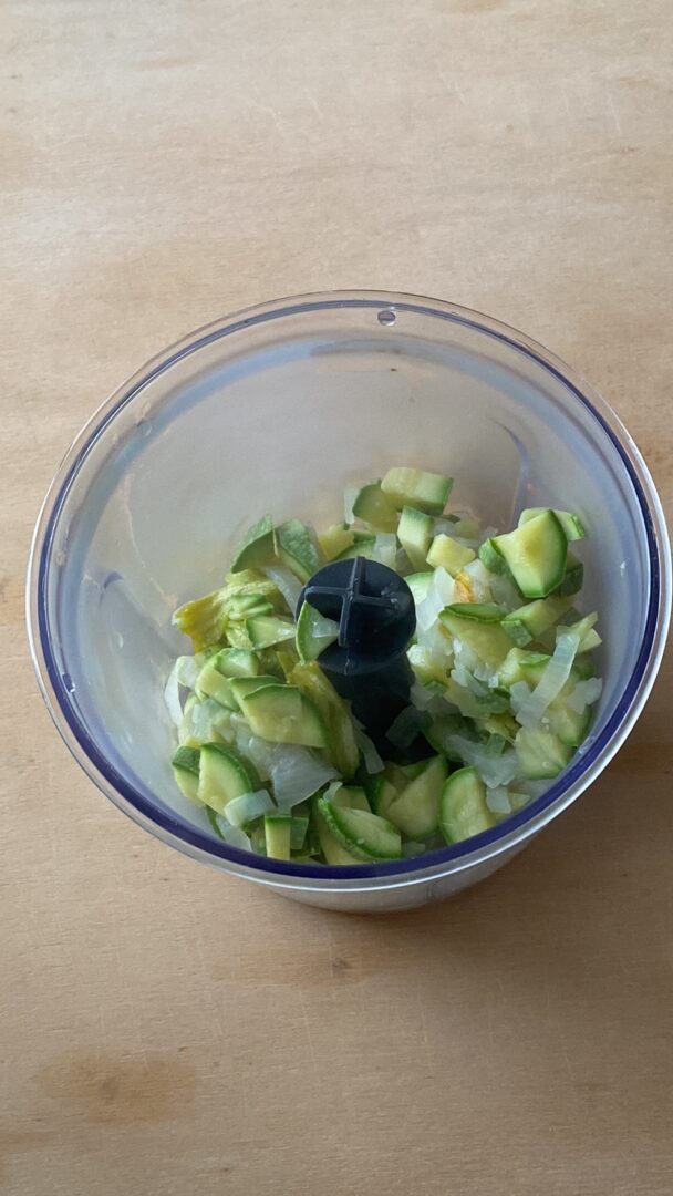 Frullare cipolla e zucchine