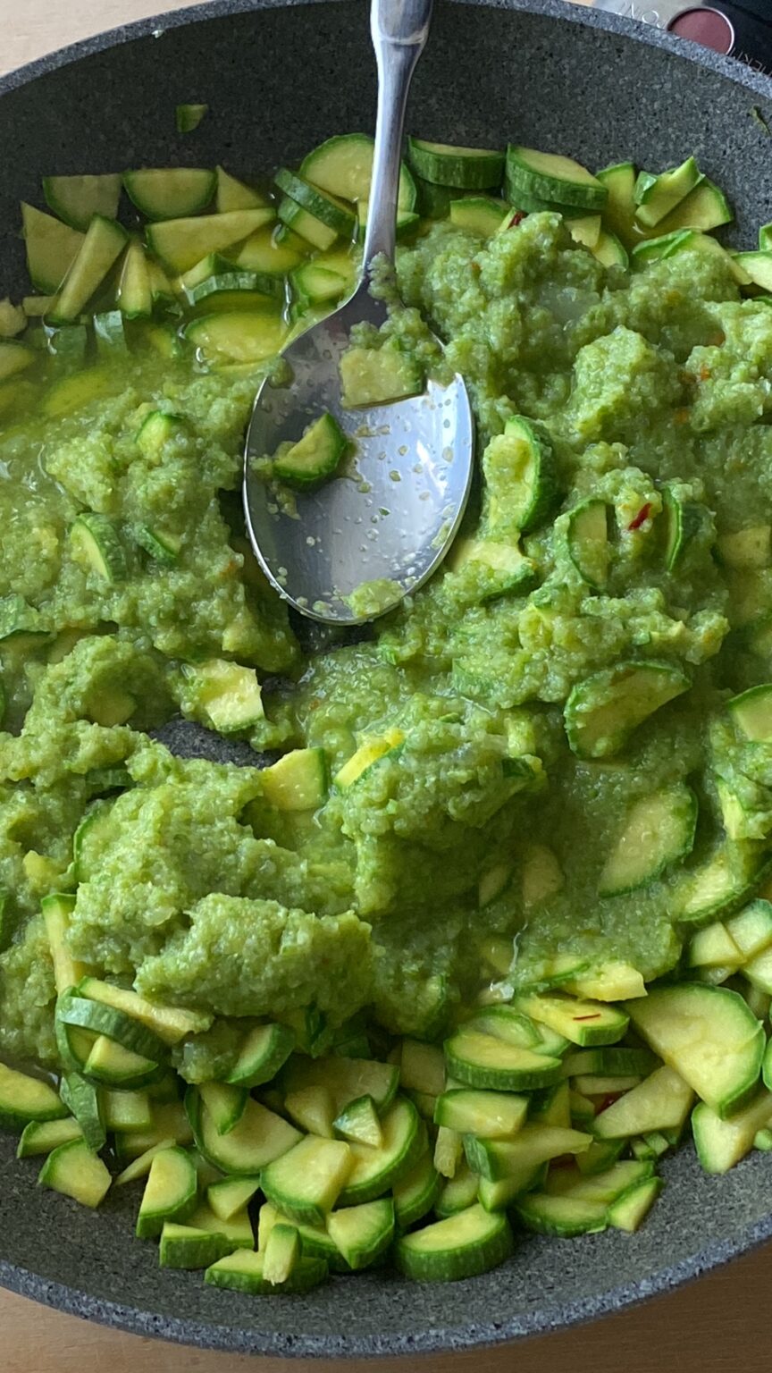 Pasta con zucchine cremosa veloce e light - Alimentazione e salute ...