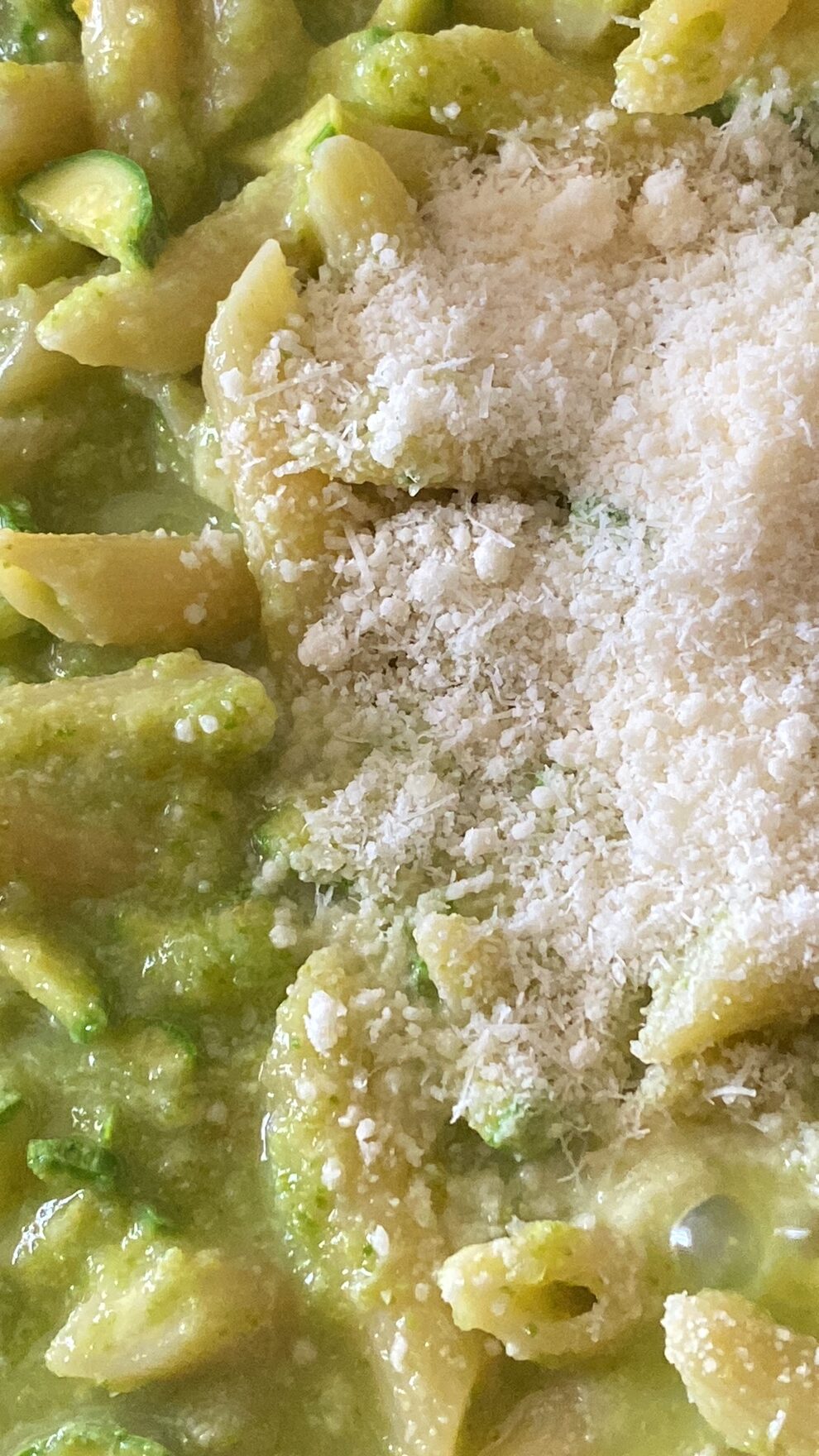 Pasta con zucchine cremosa veloce e light - Alimentazione e salute ...