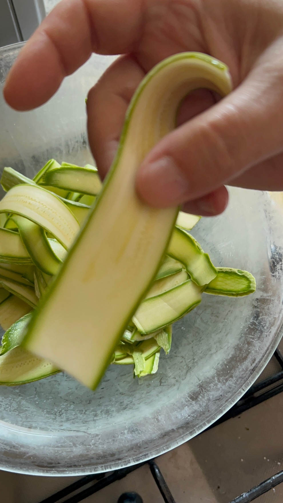 Taglia le zucchine