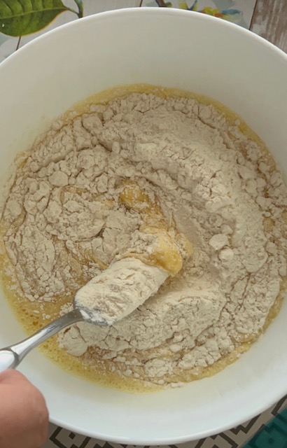 Versa la farina