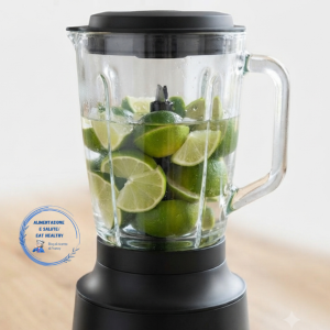 Frulla lime con acqua