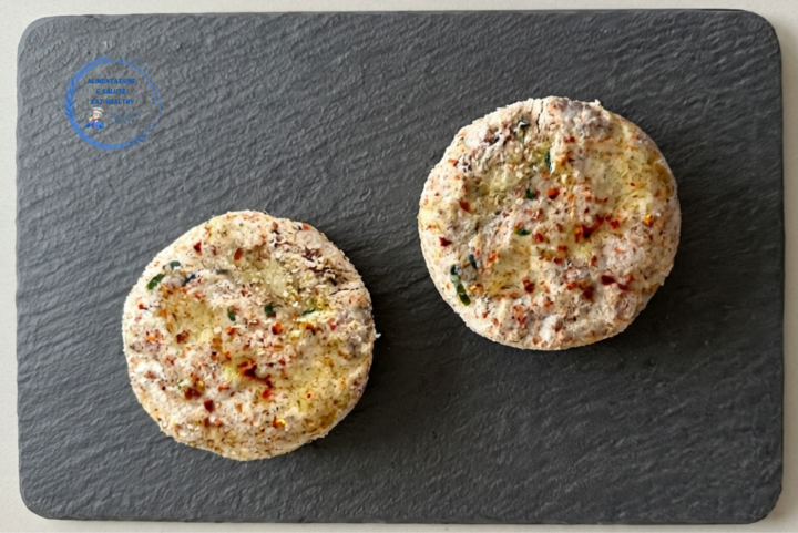 Ricotta vegetale di mandorle: la ricetta facile e senza cottura