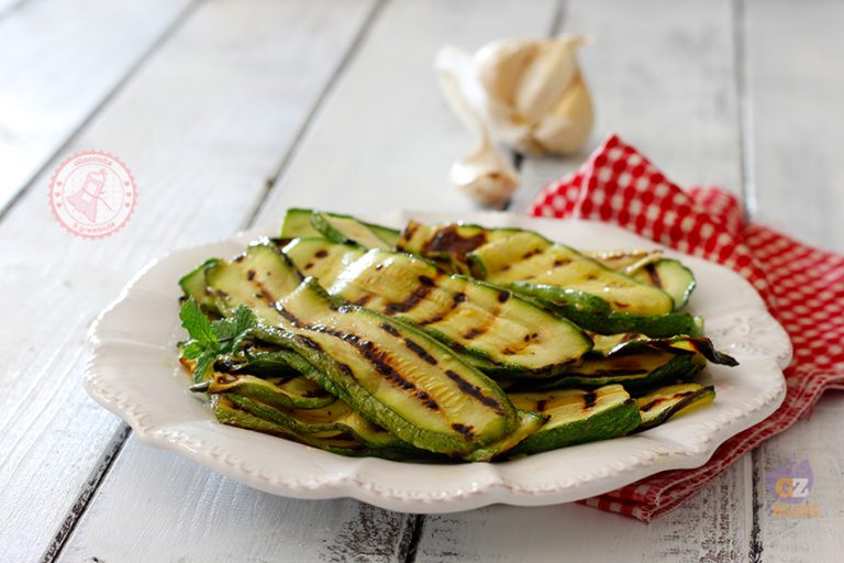 ZUCCHINE GRIGLIATE Ricetta Contorno Facile Veloce zucchine-grigliate-ricetta-contorno-facile-veloce