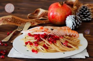 PASTA SCAMPI E MELOGRANO