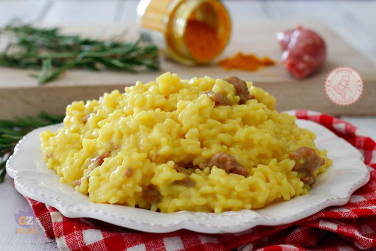 RISOTTO CON SALSICCIA CREMOSO ricetta facile e veloce