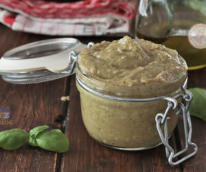 PESTO DI MELANZANE