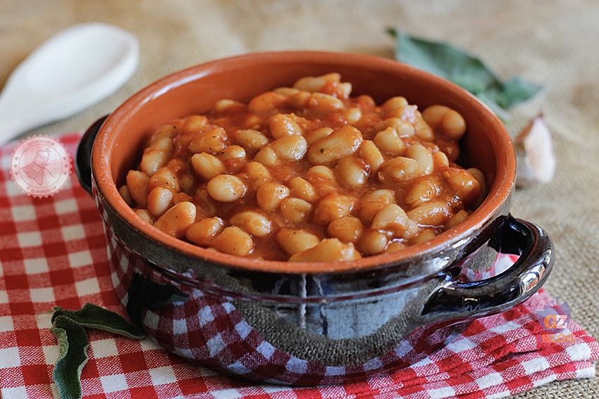 FAGIOLI ALL'UCCELLETTO ricetta contorno facile saporito