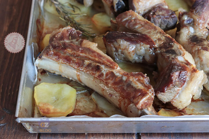 COSTINE DI MAIALE AL FORNO