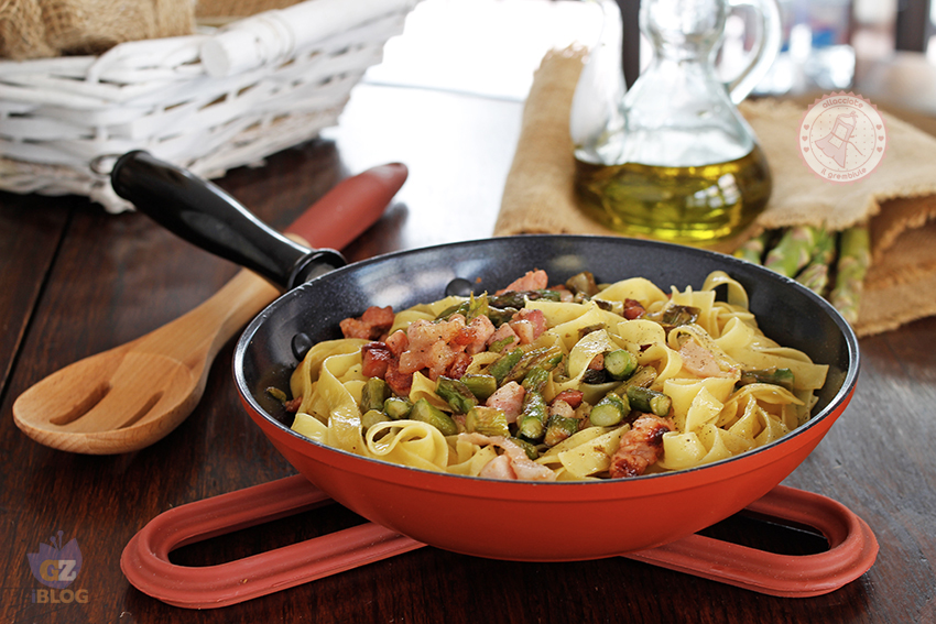 PASTA ASPARAGI E PANCETTA