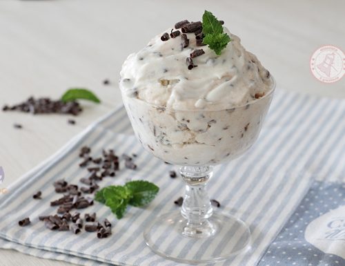 GELATO ALLA STRACCIATELLA