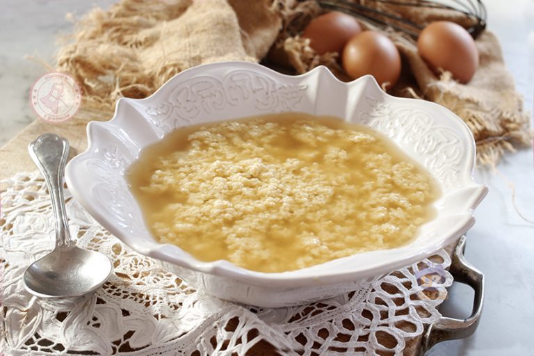 STRACCIATELLA IN BRODO o alla romana o minestrina con le uova