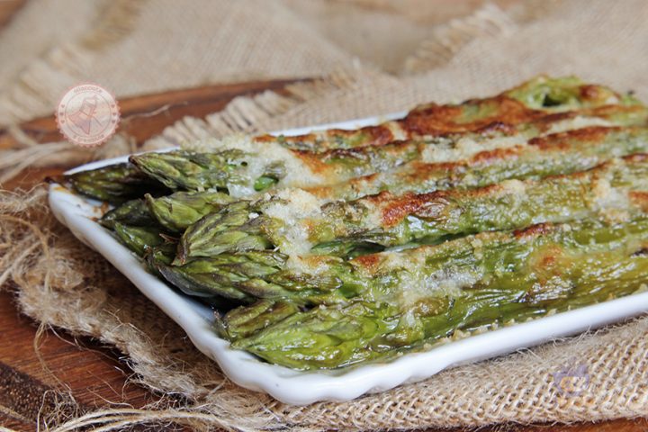 ASPARAGI ALLA PARMIGIANA