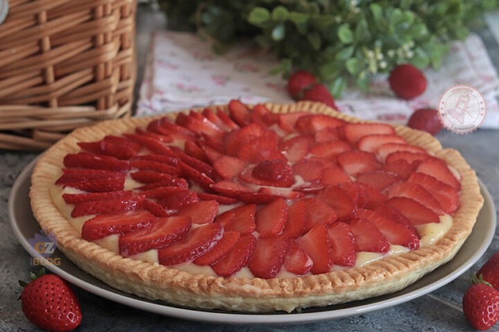 CROSTATA ALLE FRAGOLE