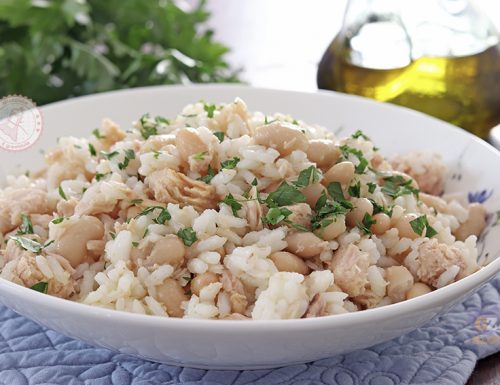 INSALATA DI RISO TONNO E FAGIOLI