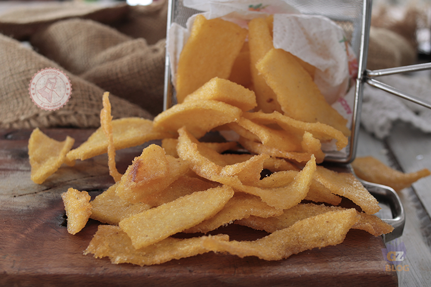 Polenta chips - Italian recipes by GialloZafferano