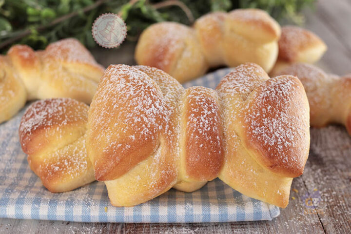 FIOCCHI DI BRIOCHE