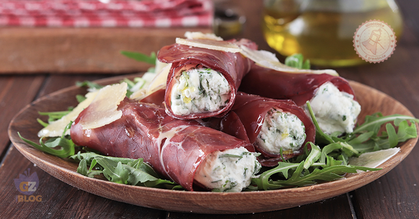 Involtini Di Bresaola Con Rucola E Grana Ricetta Antipasto Facile