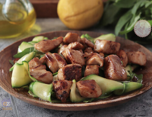Insalata di pollo e zucchine