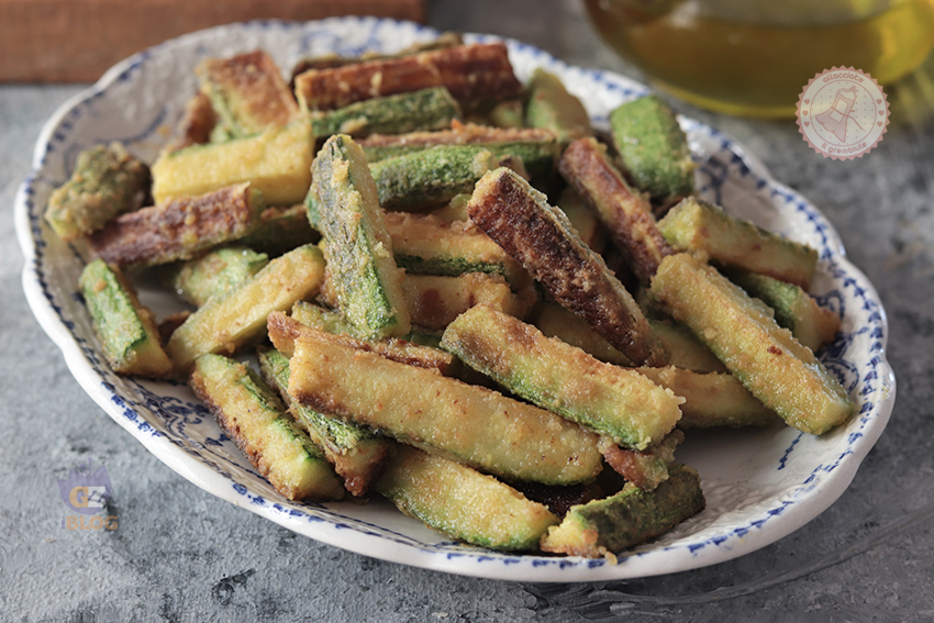 Zucchine veloci in padella ricetta contorno facile e veloce