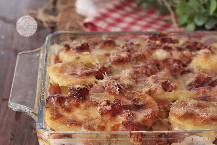 Patate al forno saporite