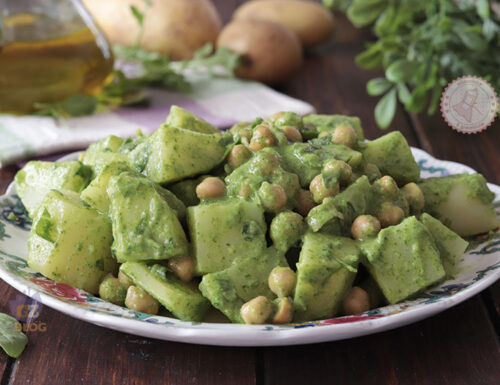 Insalata di patate ceci e rucola