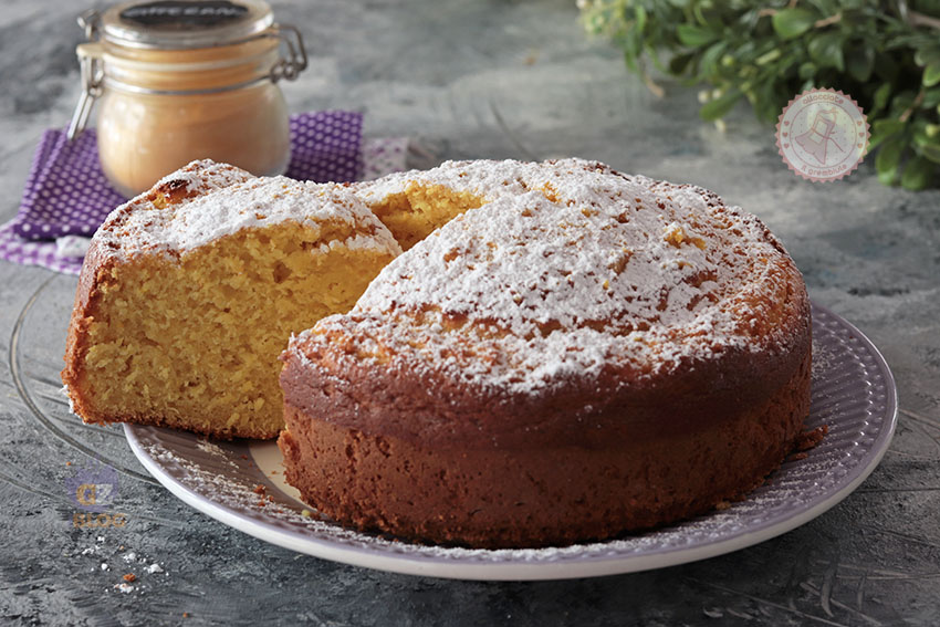 Torta allo zafferano
