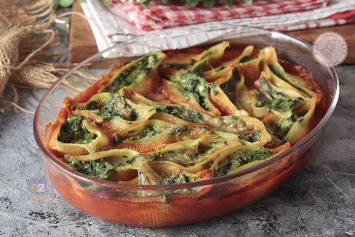 Conchiglioni ripieni ricotta e spinaci