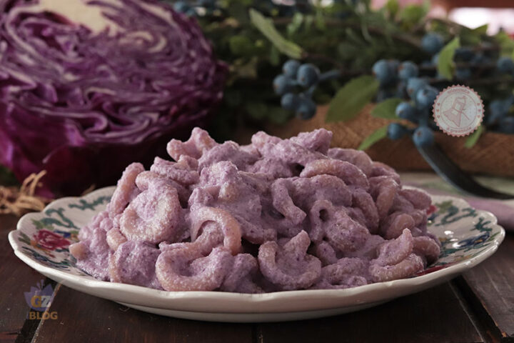 Pasta al pesto di cavolo viola