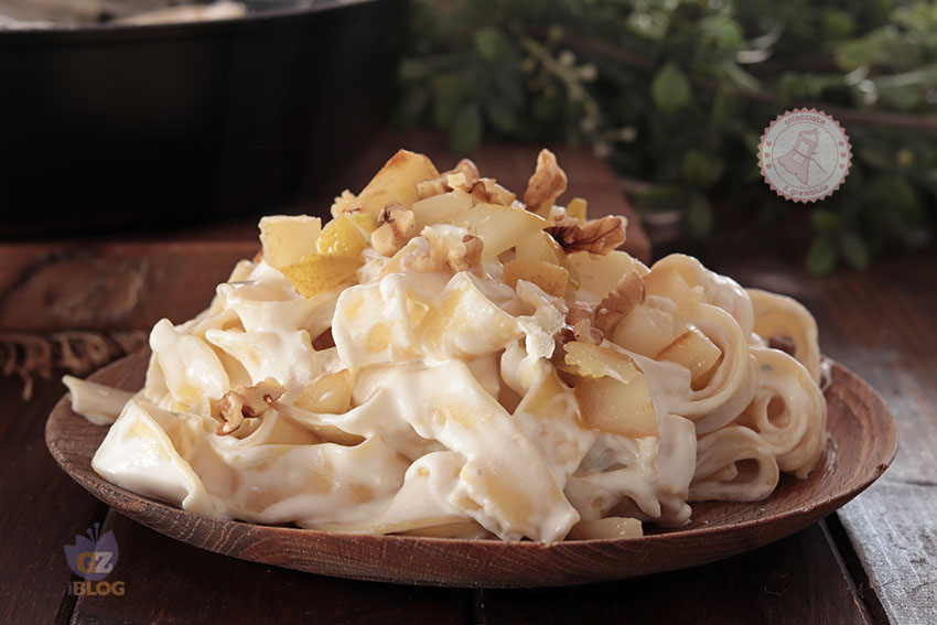 Pasta gorgonzola e pere