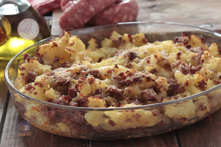 Sformato salsiccia e patate