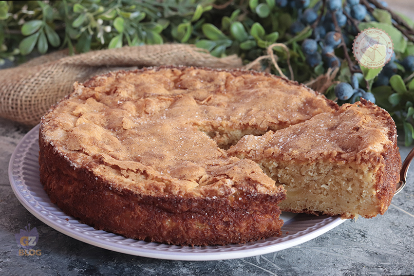 Torta di mele grattugiate