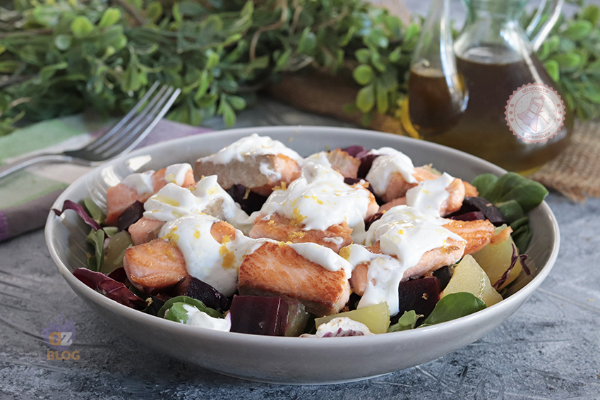 Insalata di salmone fresco