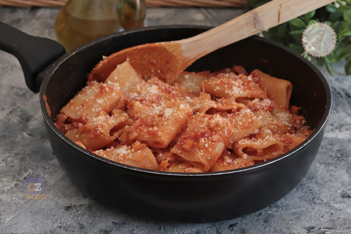 paccheri alla napoletana