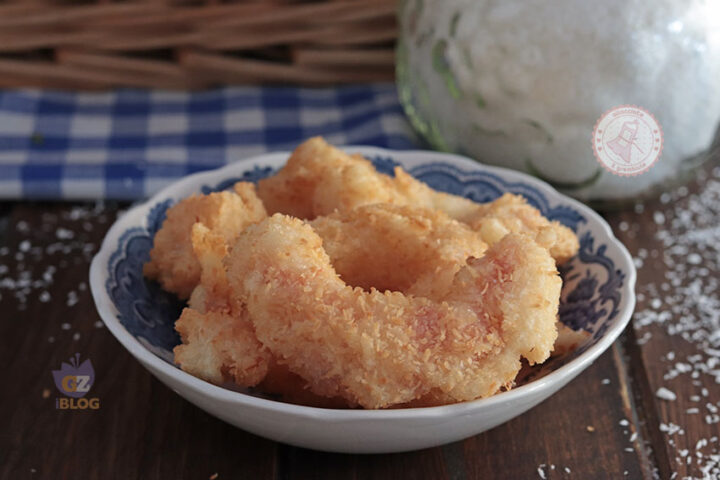 Gamberi fritti al cocco