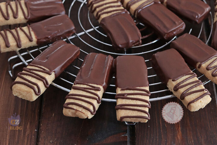 Biscotti di frolla al cioccolato
