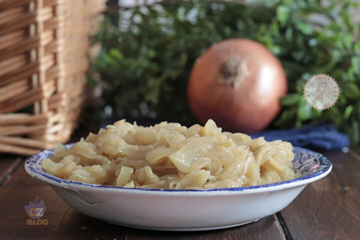 Cipolle stufate