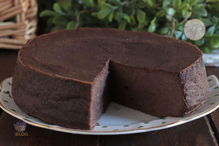 Torta di ricotta e cacao senza farina